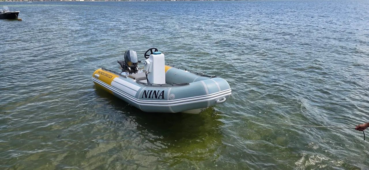 Barco Inflável 4,20m com Motor Yamaha 20HP + Carreta - Pronto para o Lazer!! - Foto 12