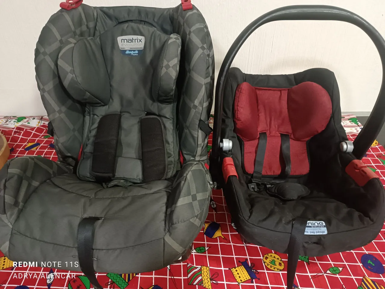 Cadeiras de carro para bebê - Matrix Evolution e Ring
