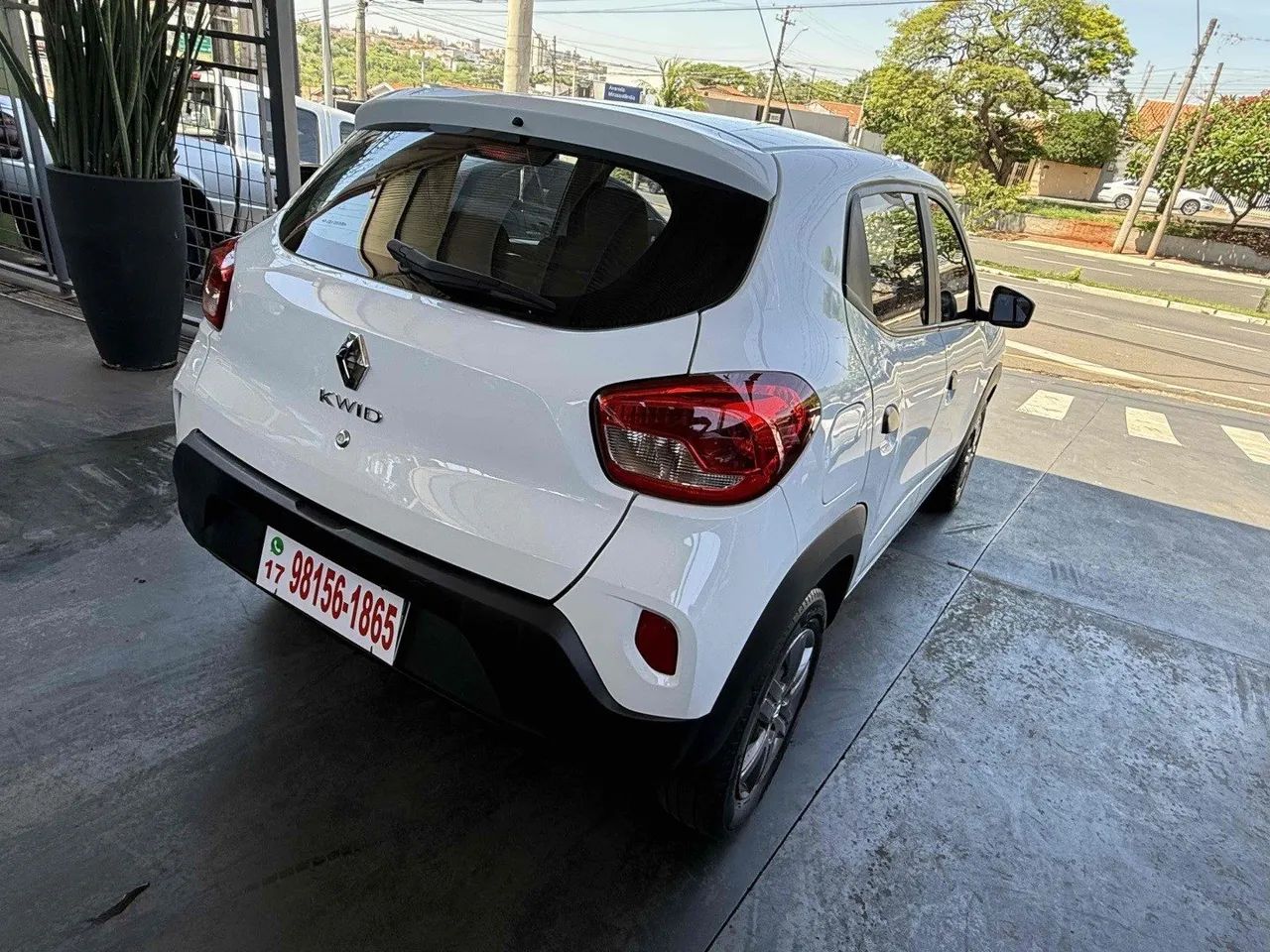 Renault Kwid Zen 1.0 Flex 12V 5P Mec. 2023 - Foto 4