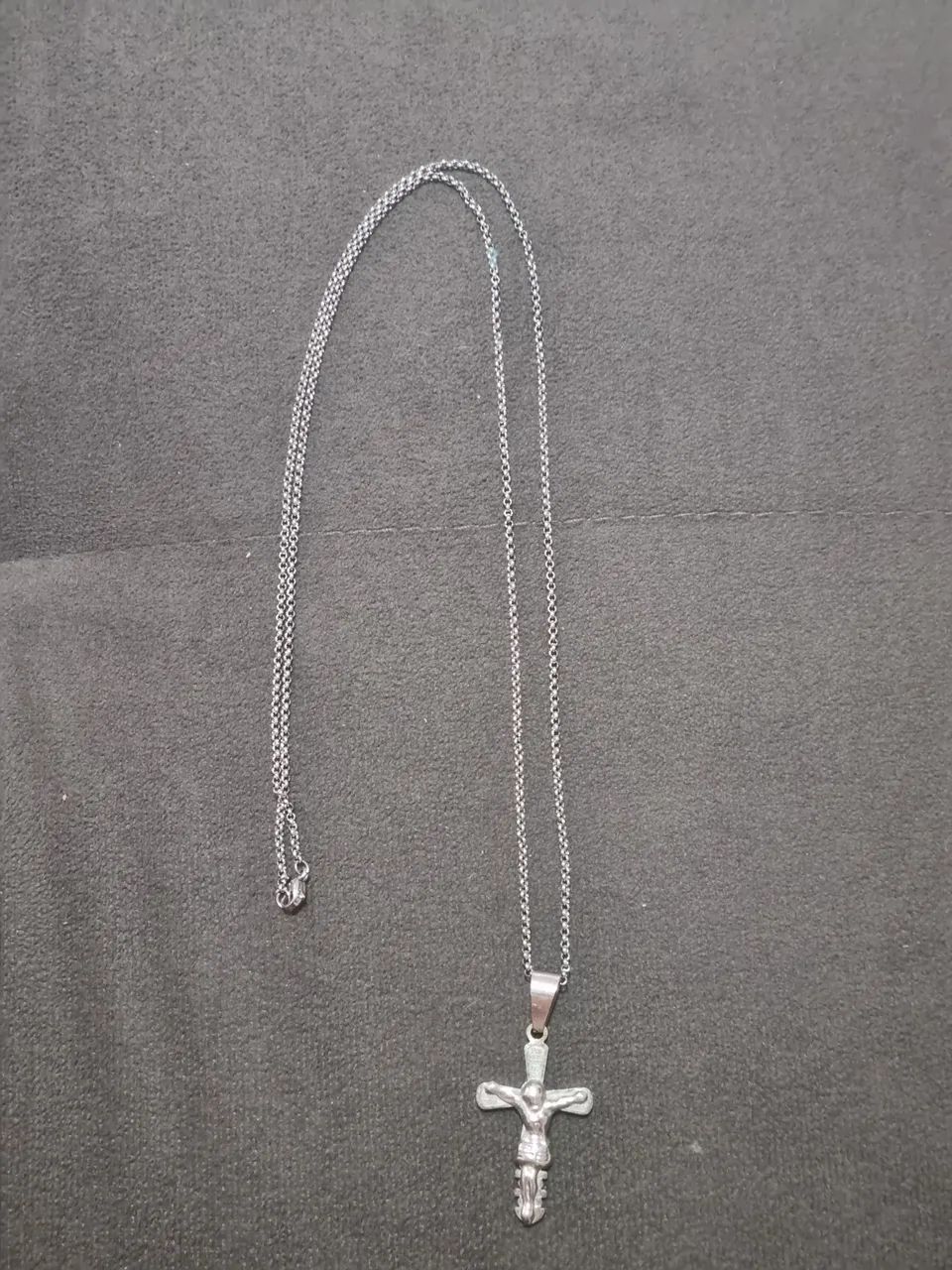 Cordao de Aço com Pingente Jesus Cristo 