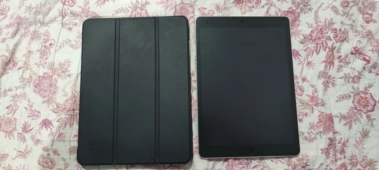 iPad 9 geração 64 GB Prata  - Foto 5