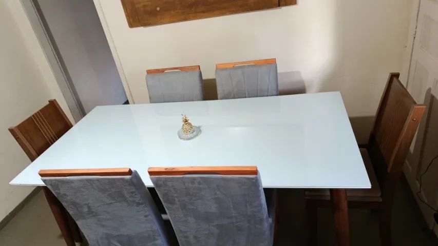 Mesa moderna com 6 cadeiras  - Foto 2