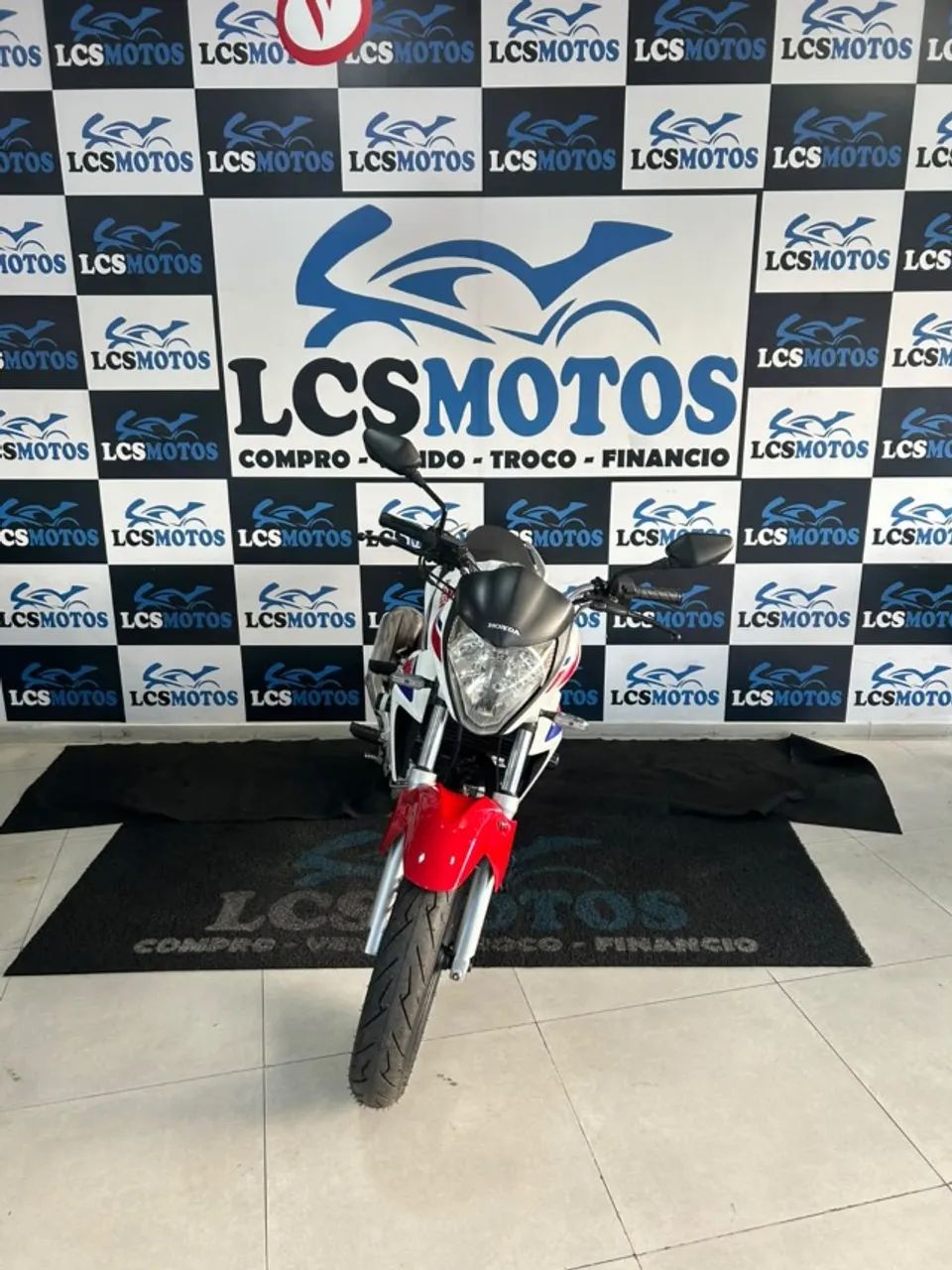 CB 300R BRANCA 2015 - Foto 5