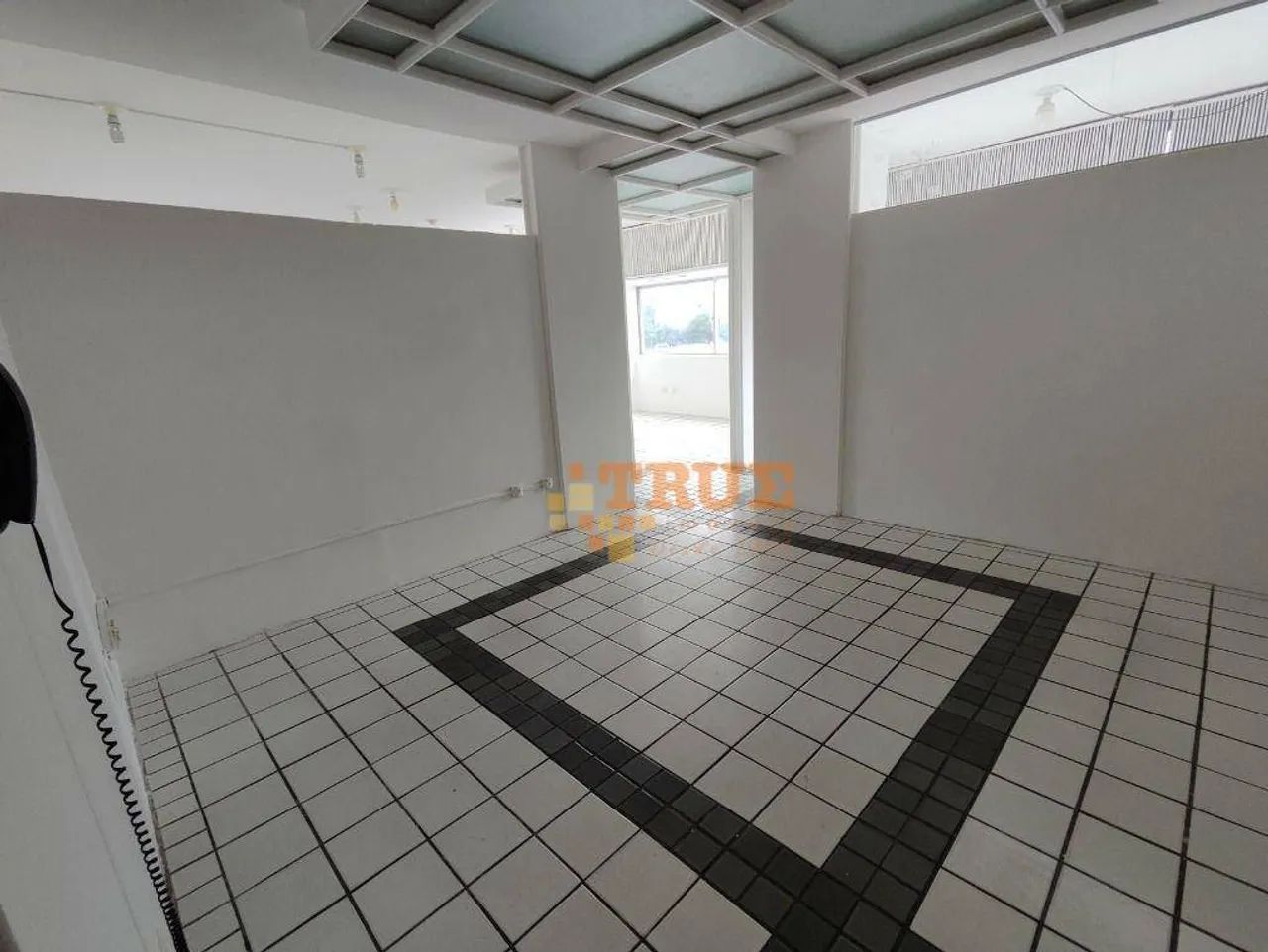 SALA 75M NA ILHA DO LEITE - OPORTUNIDADE! - Foto 2