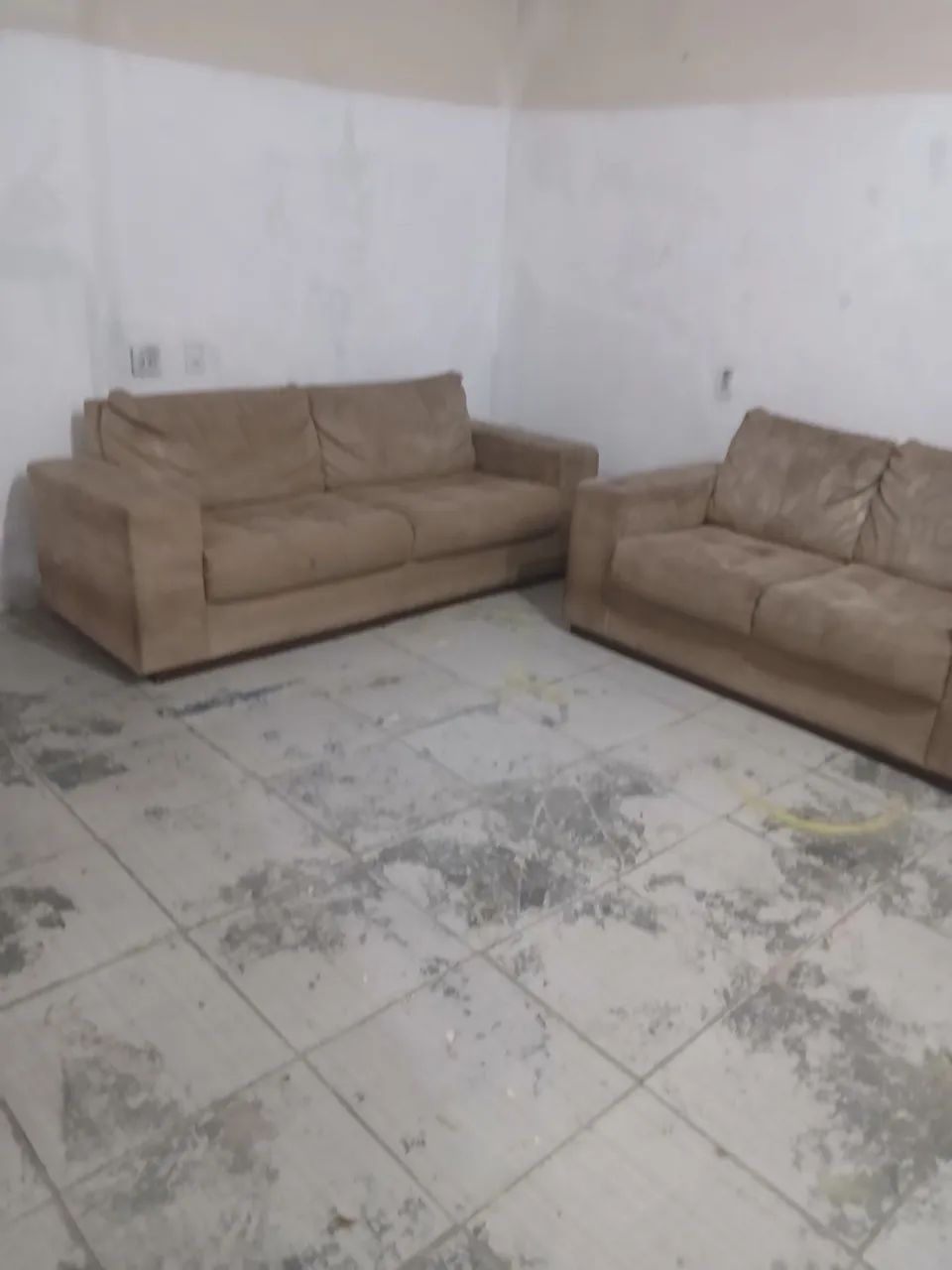 Sofas 3 e 2 lugares. Semi novo.R$ 780,00 - Foto 2