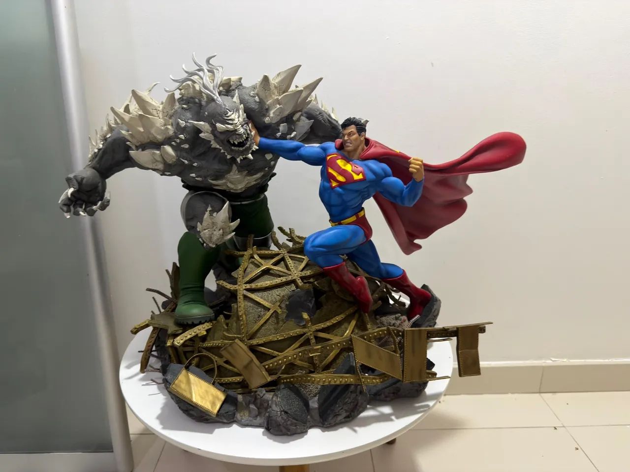 Superman vs Doomsday Iron Studios 1/6