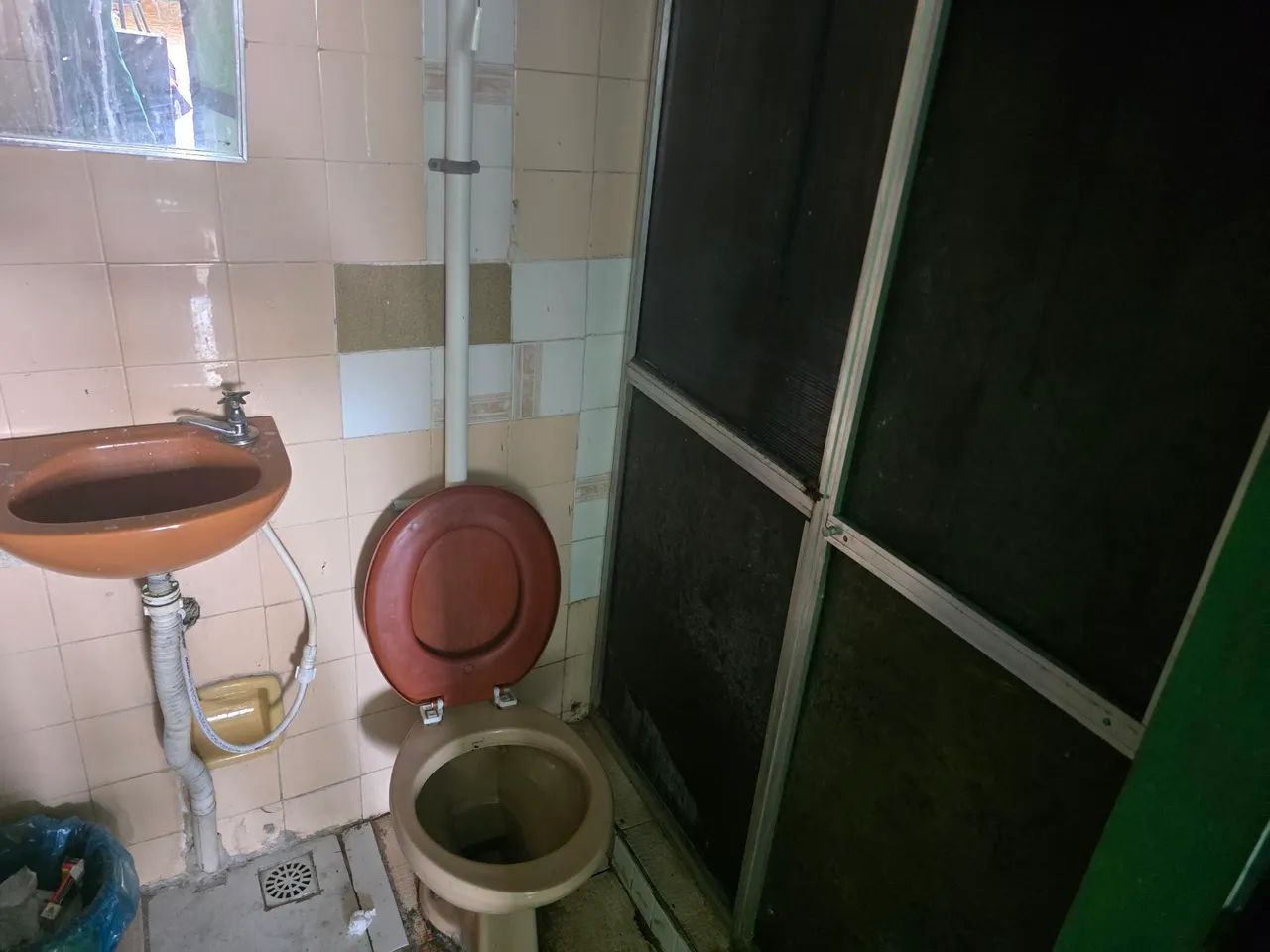 Alugo quarto para rapazes solteiros em Vila valqueire  - Foto 4