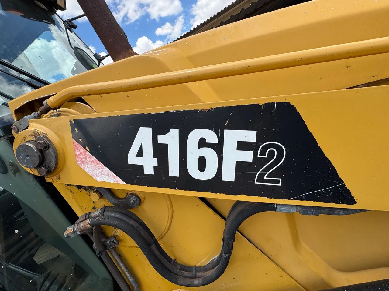 Retroescavadeira Cat 416F2 ano 2020 - Foto 2