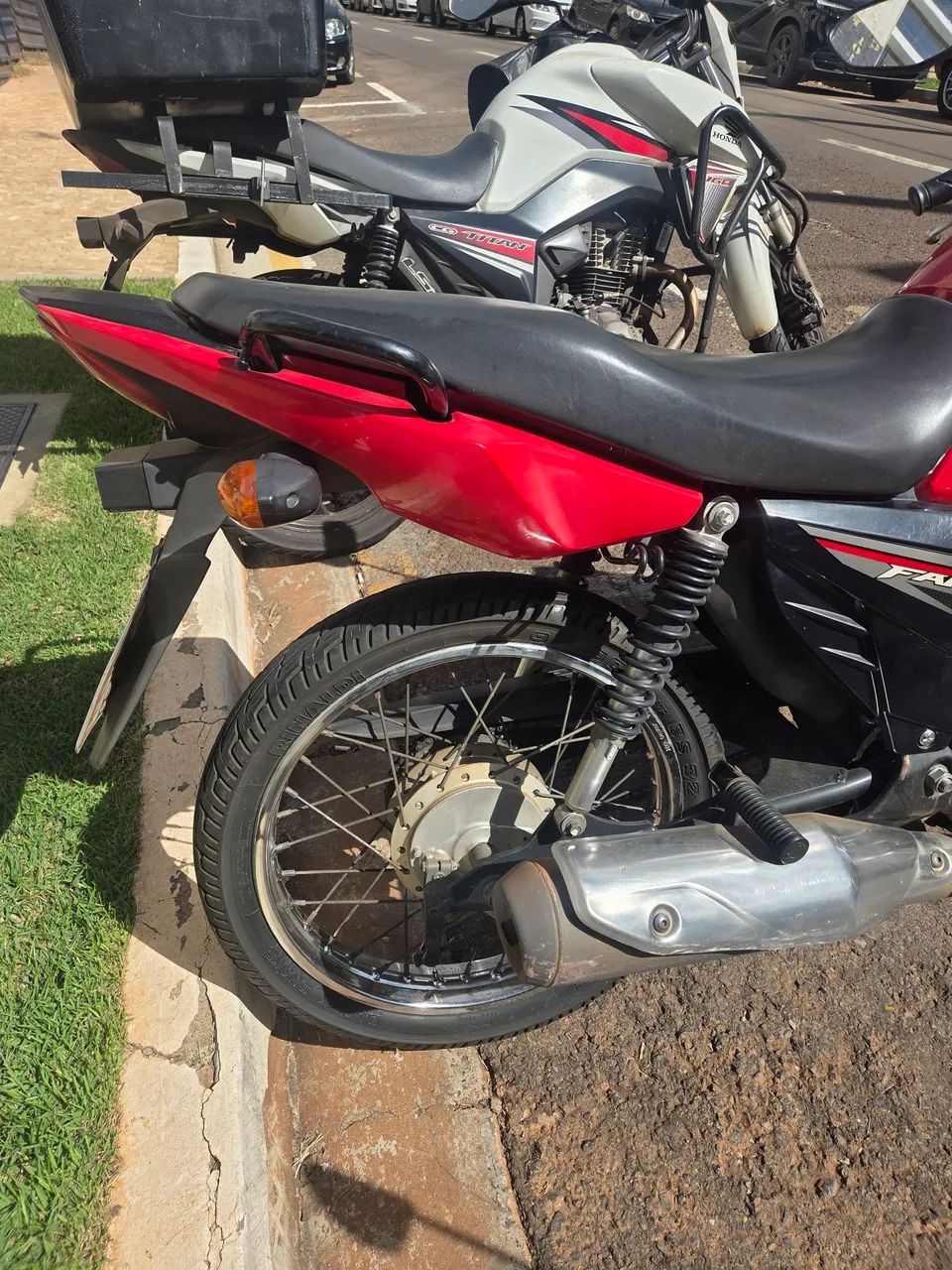 FAN 125i - 2017 - Foto 4