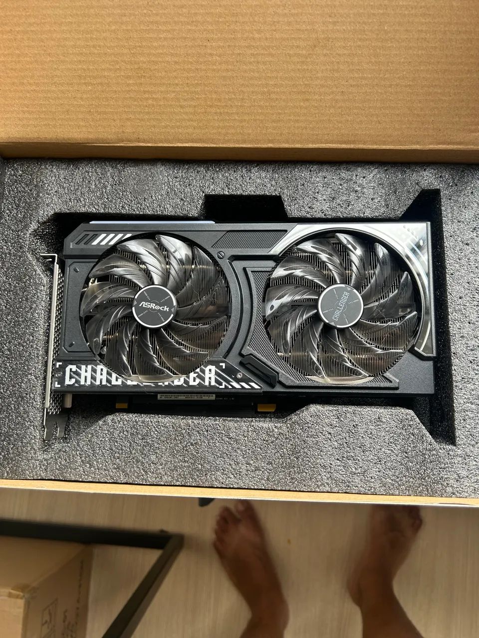 Placa de vídeo Intel arc b580 - Foto 3