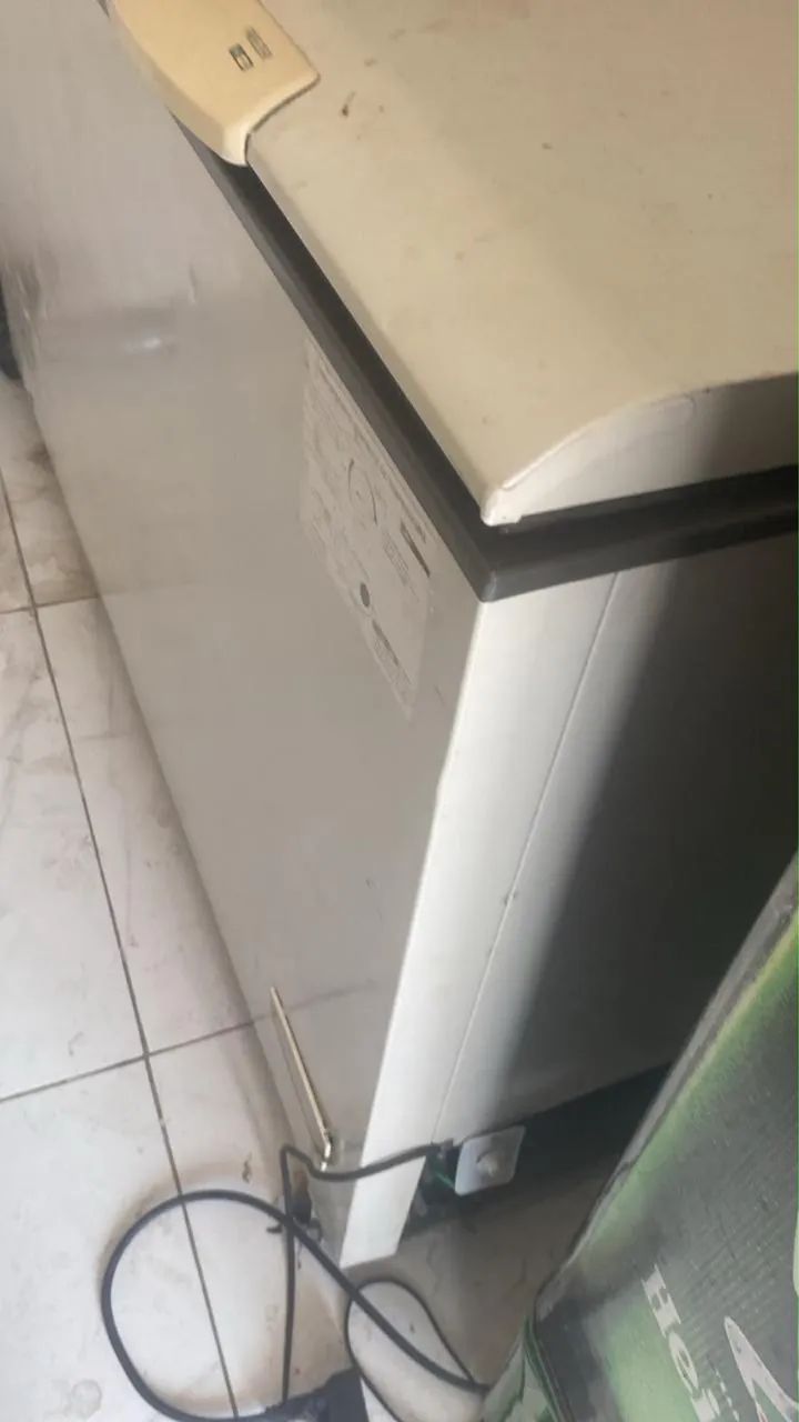 Vende-se frizer