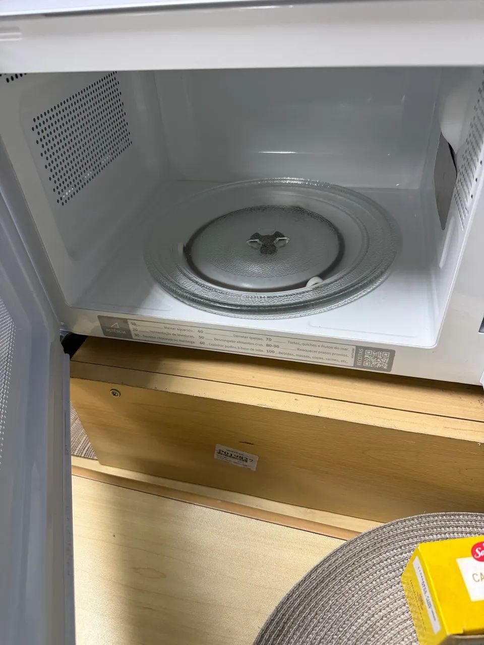 Microondas praticamente novo  - Foto 2