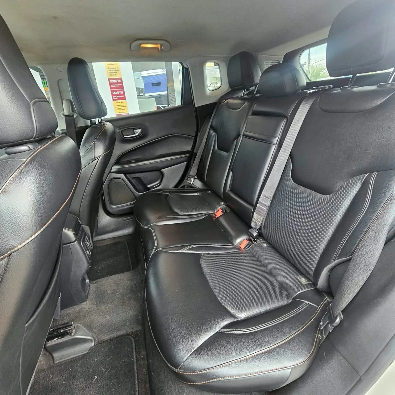 Jeep Compass LONGITUDE 2.0 4x4 Dies. 16V Aut., foto 8 de 12