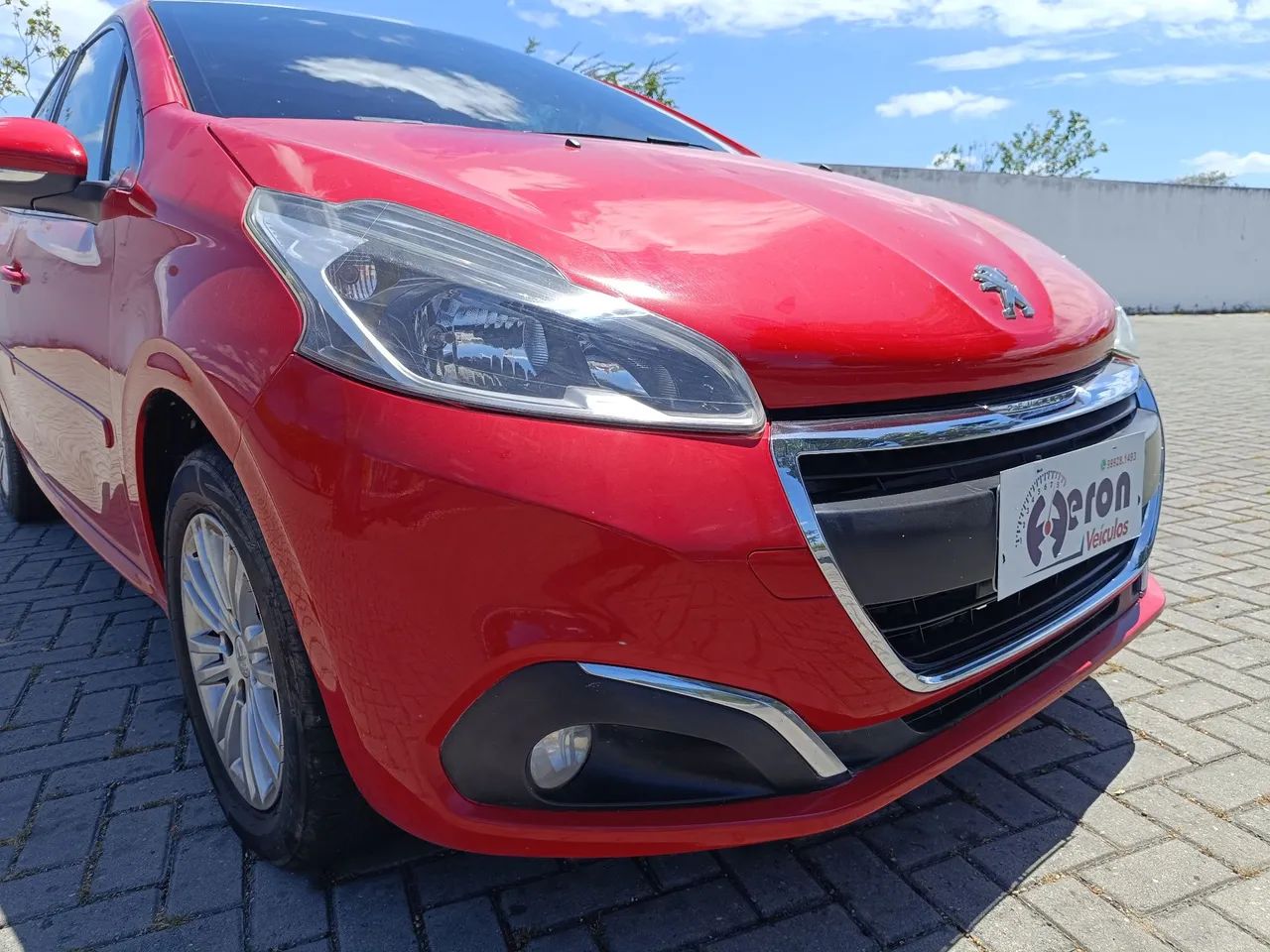 Peugeot 208 Allure 1.2 Flex 12V 5P Mec. 2017 - Foto 3