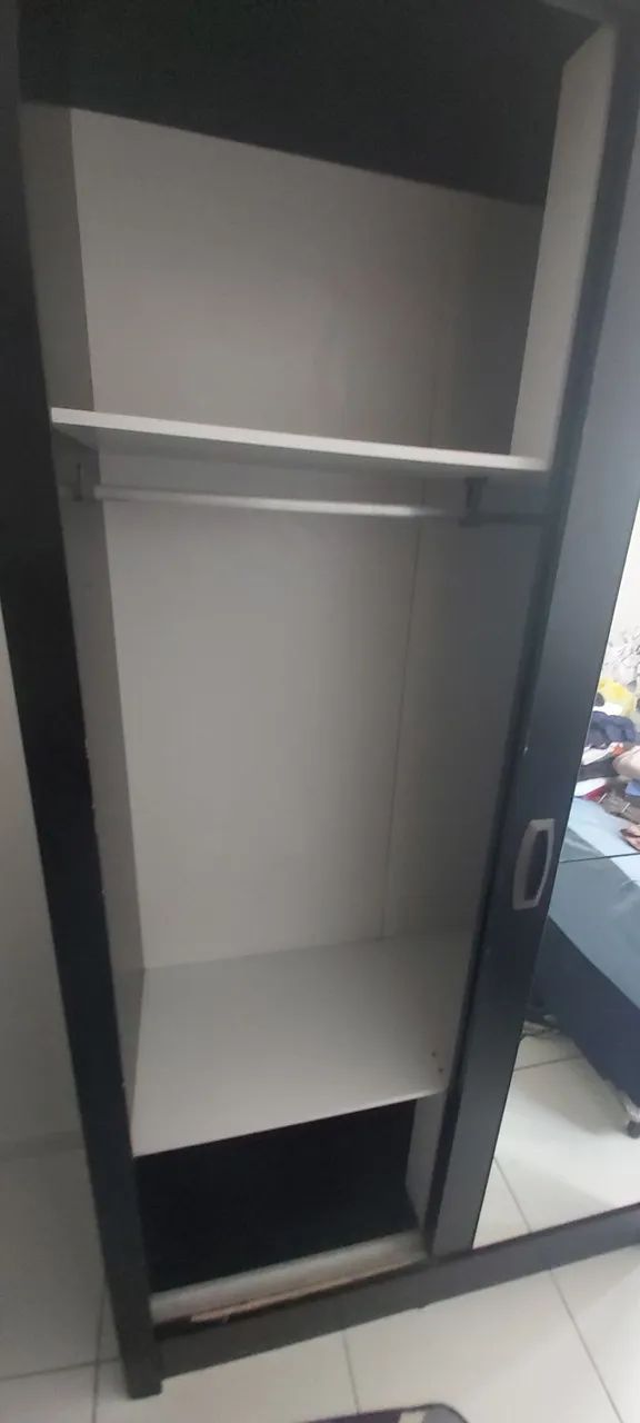 Guarda Roupa, 2 portas de correr com espelho.  - Foto 5