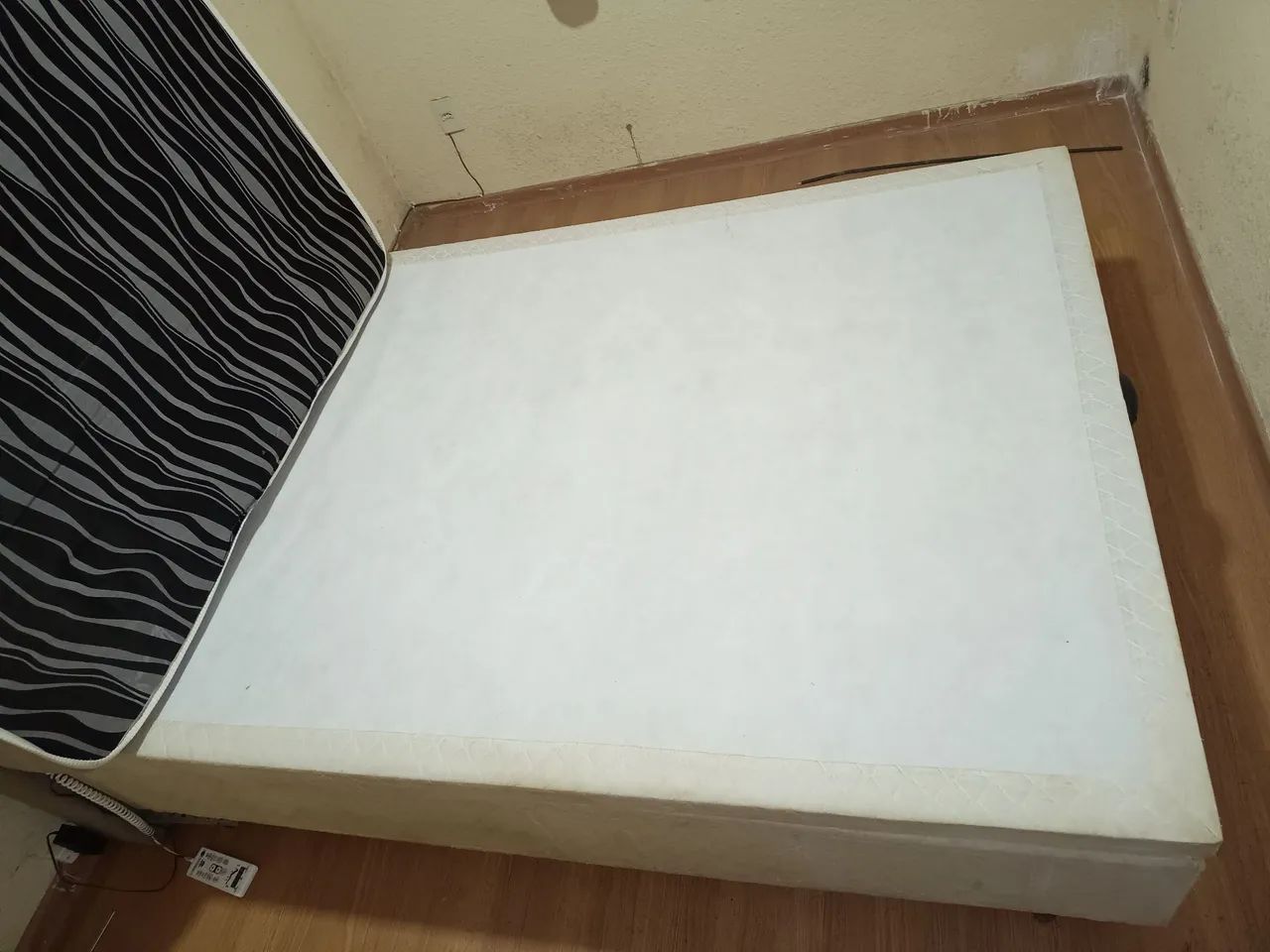 Cama Casal Box Com Baú e Cabeceira - Foto 5