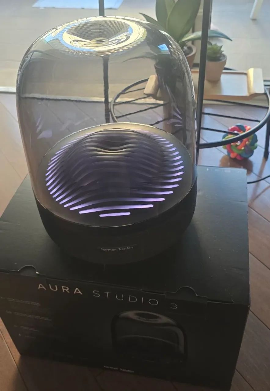 Harman Kardon Aura Studio 3 em excelente estado. Pouco usada, funciona perfeitamente.  - Foto 3