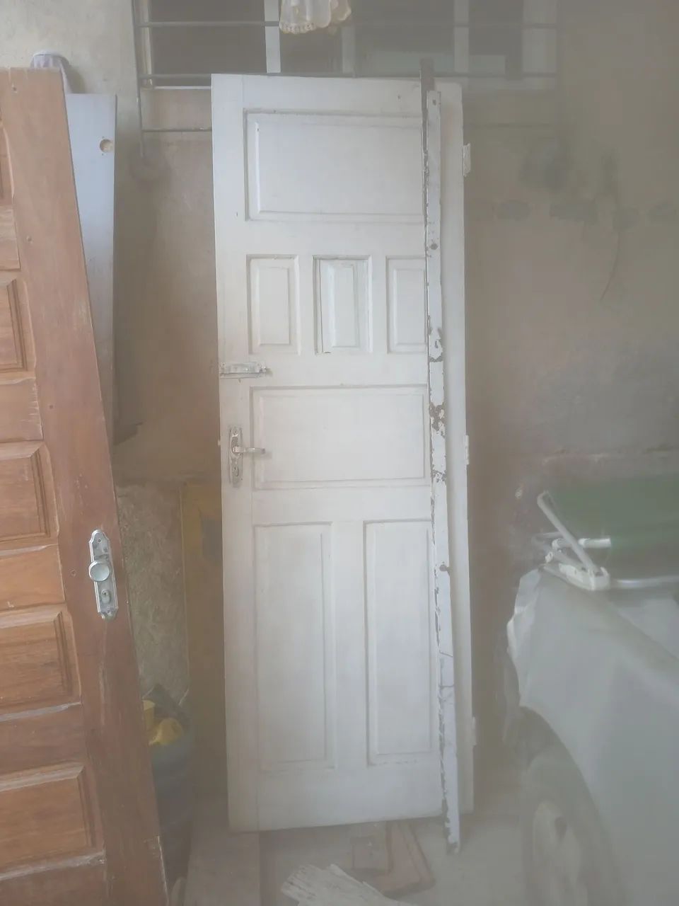 Porta de madeira maciça 470953947415848960