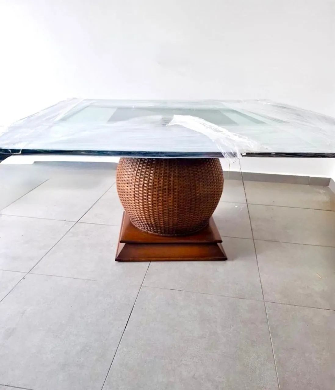 Mesa com tampo de Vidro Quadrado Sierra - Foto 4