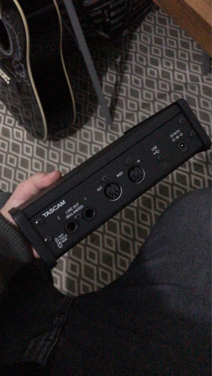 Interface TASCAM - Foto 3
