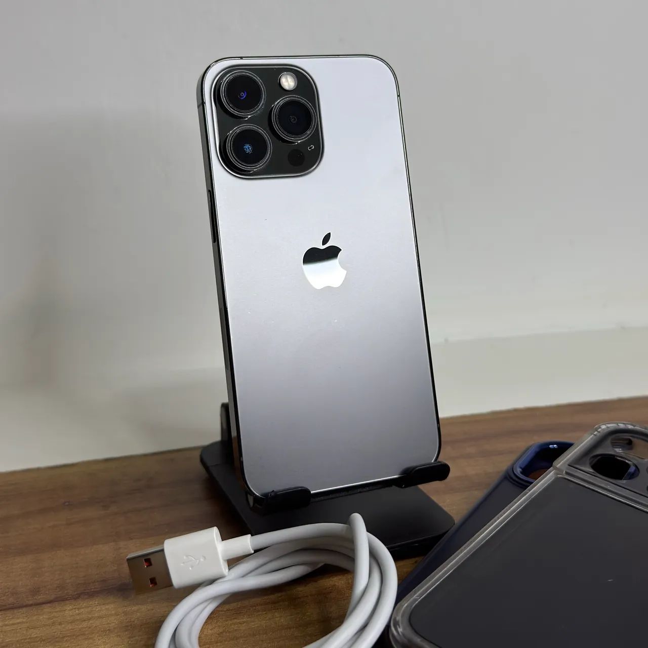 iPhone 13 Pro (256GB) 88% 