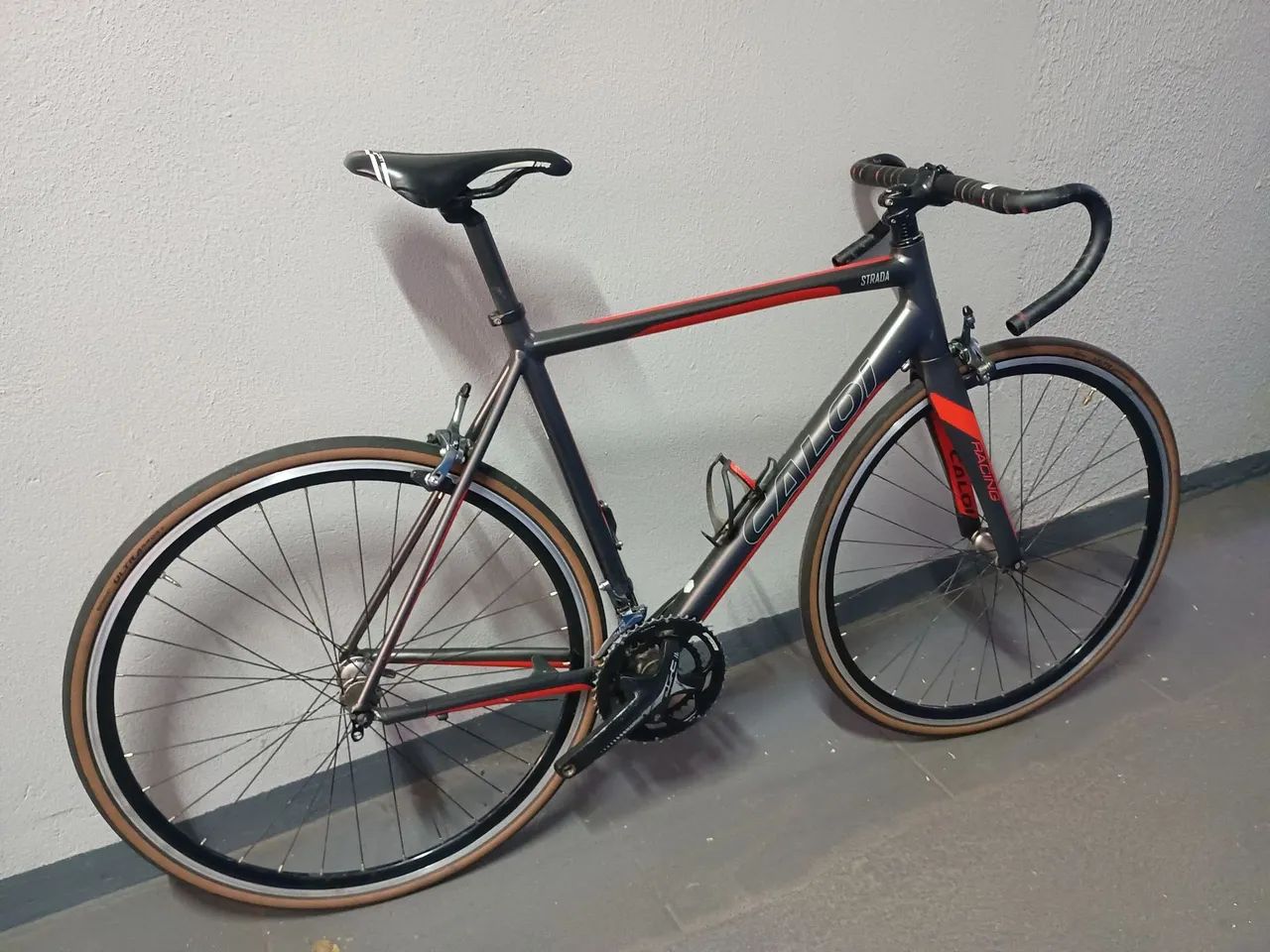 Caloi Strada Racing
