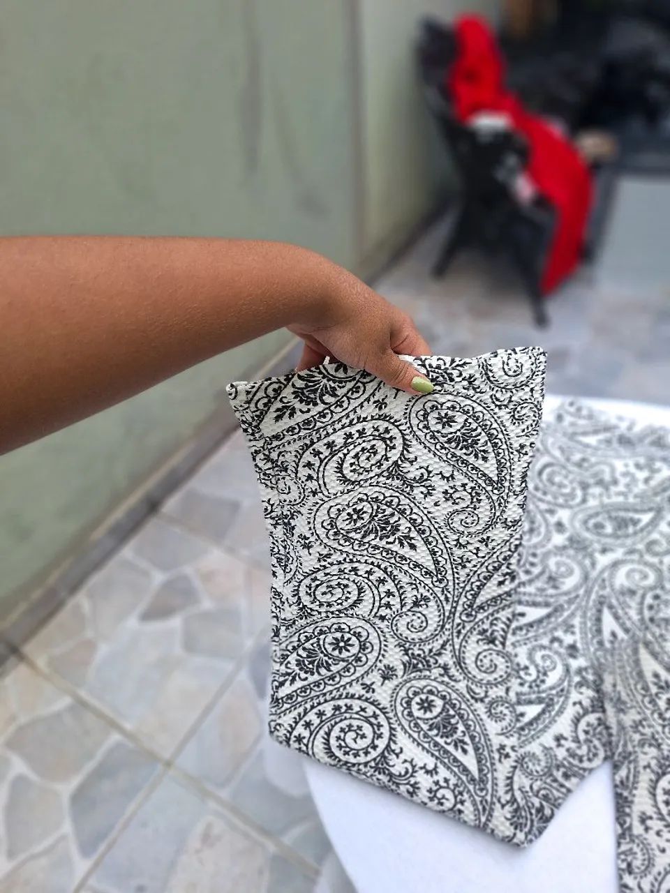 Calça Flare Estampada Preta e Branca - Foto 3