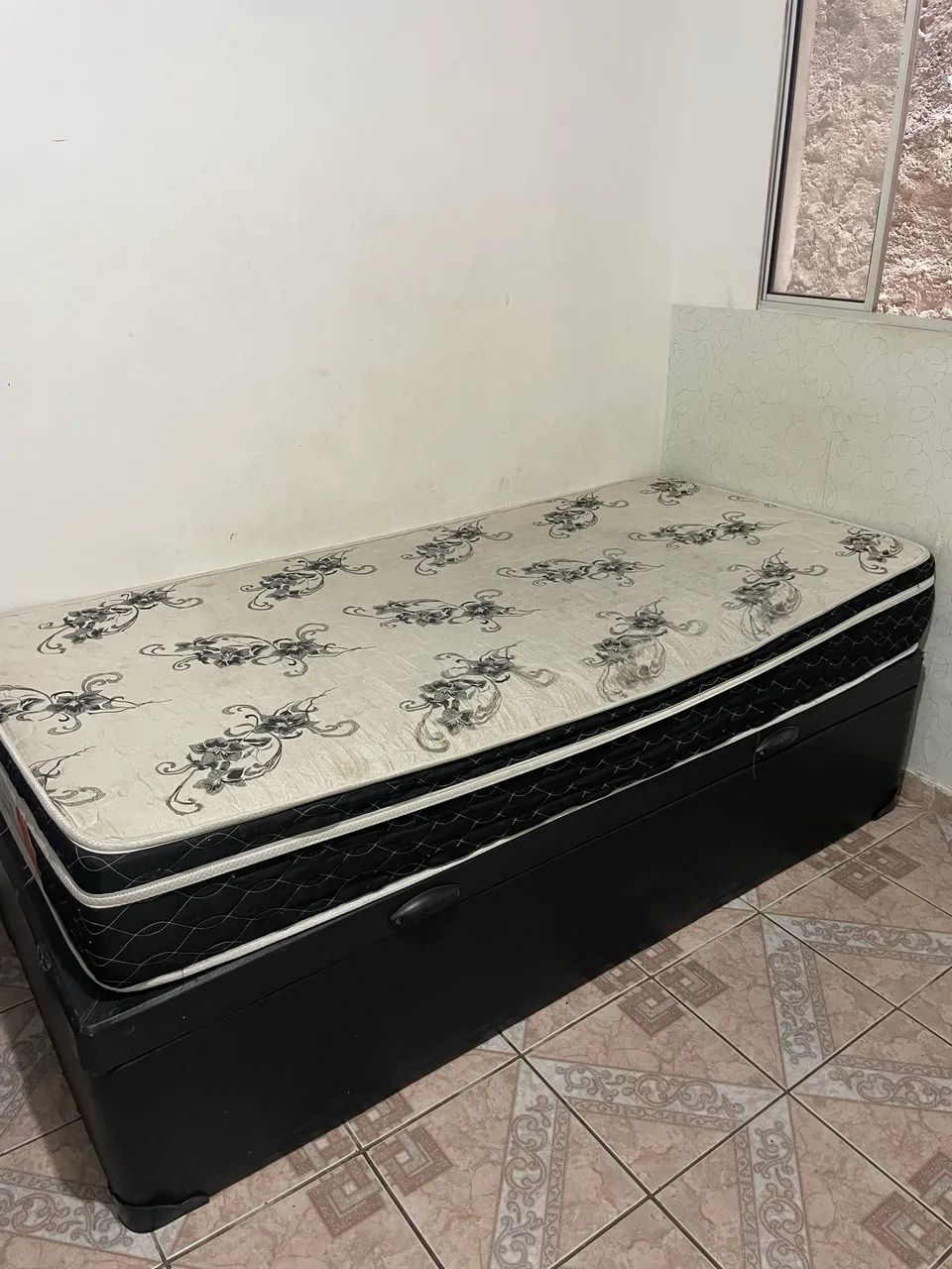 Cama Box Solteiro com Baú 