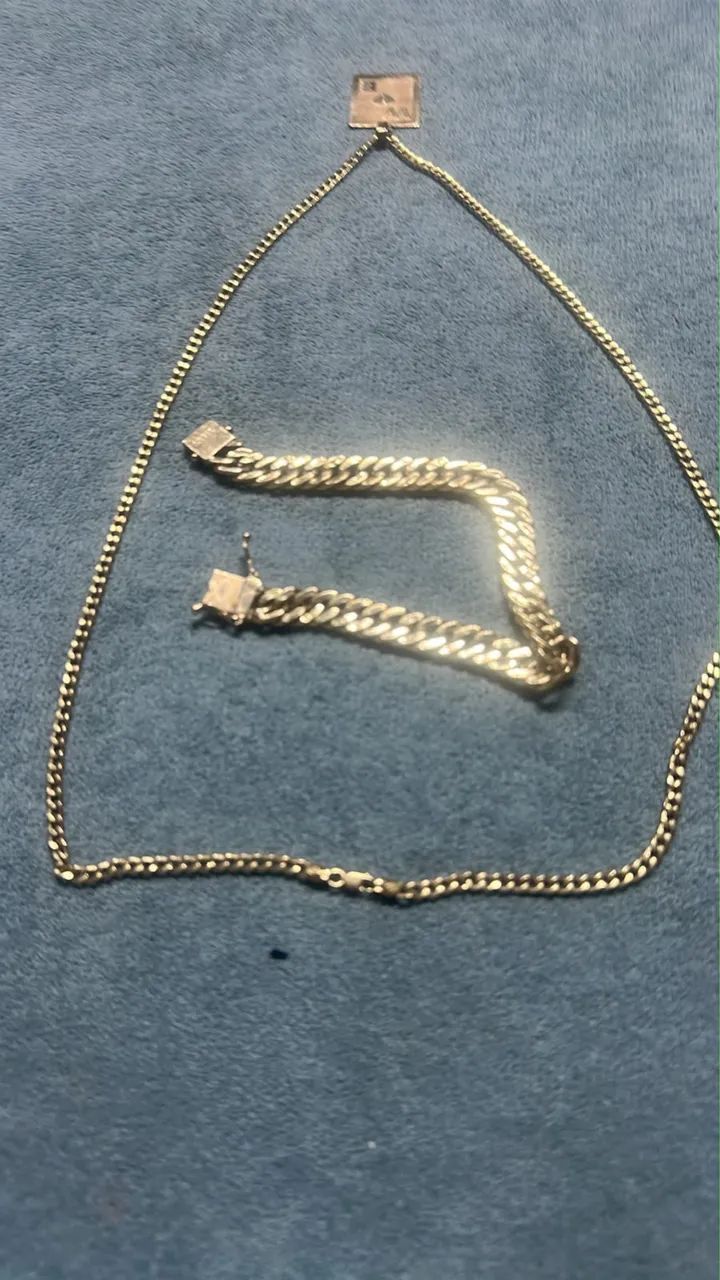 Corrente e pulseira ouro