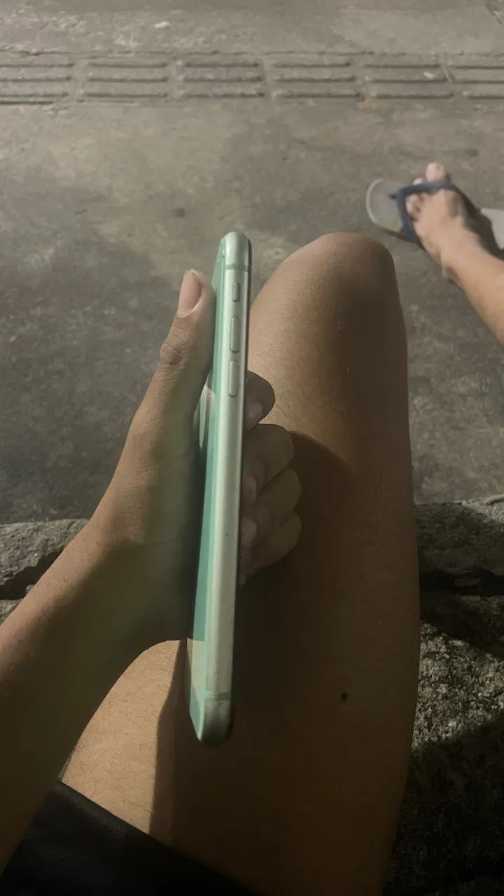 vendo iphone 11 aceito proposta  - Foto 4
