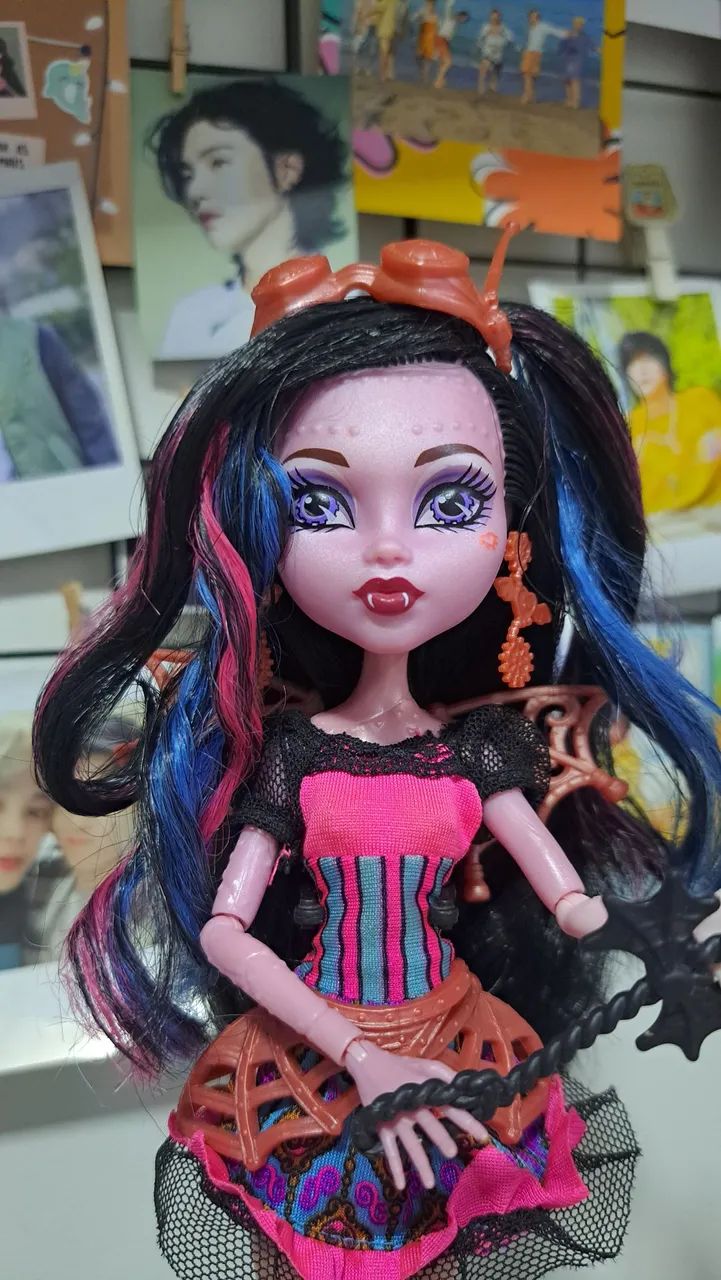 Boneca Monster High Dracubecca Freak Fusion