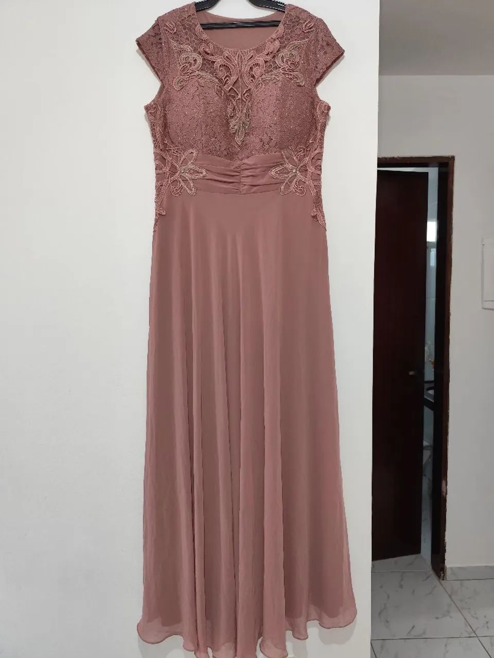 Vestidos : Social e de Festa - Foto 2
