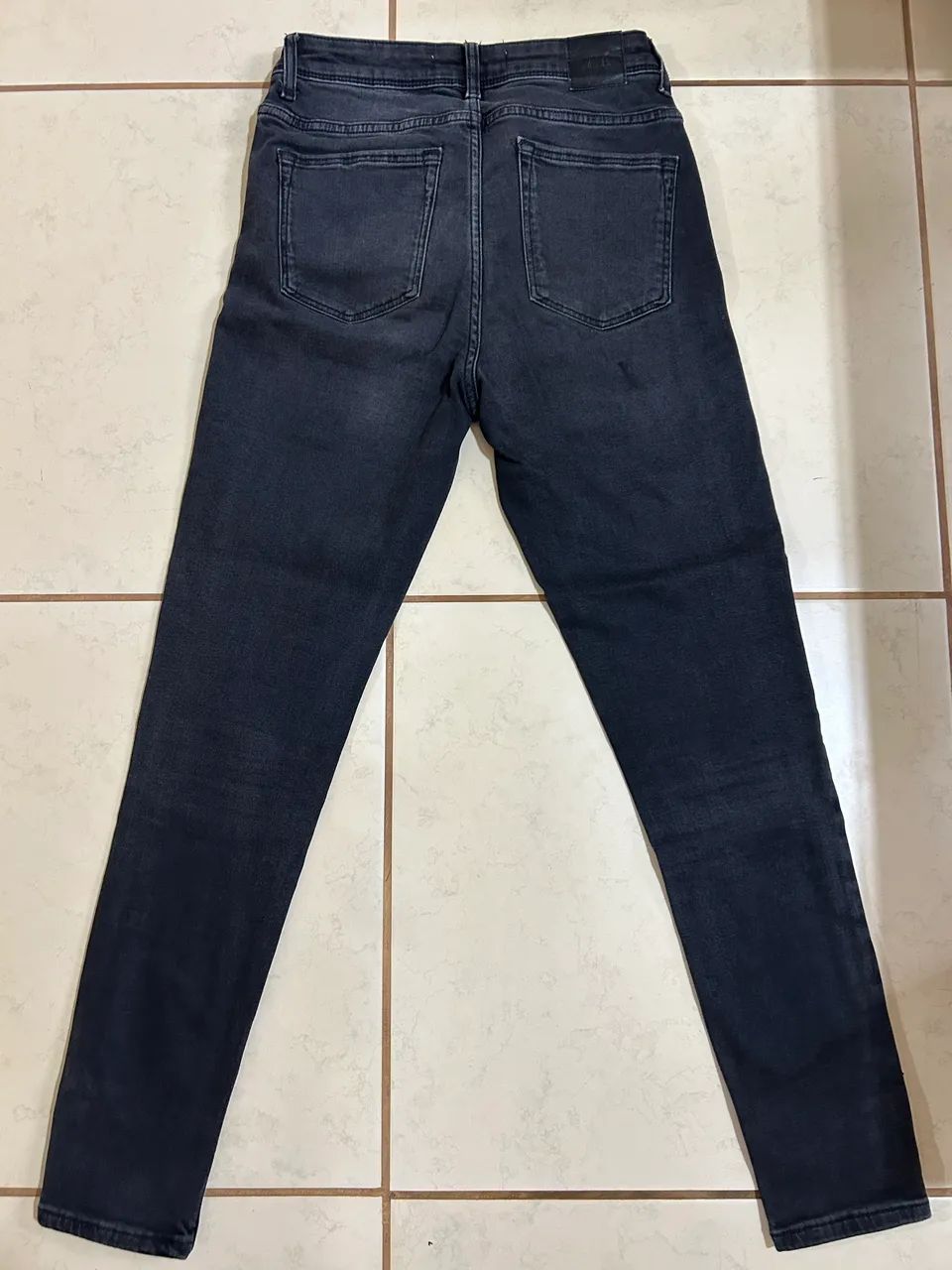 Calça jeans feminina Zara 38 - Foto 2
