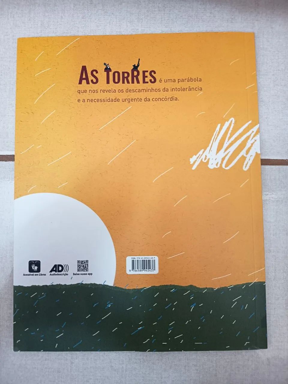 Livro As torres  - Foto 2