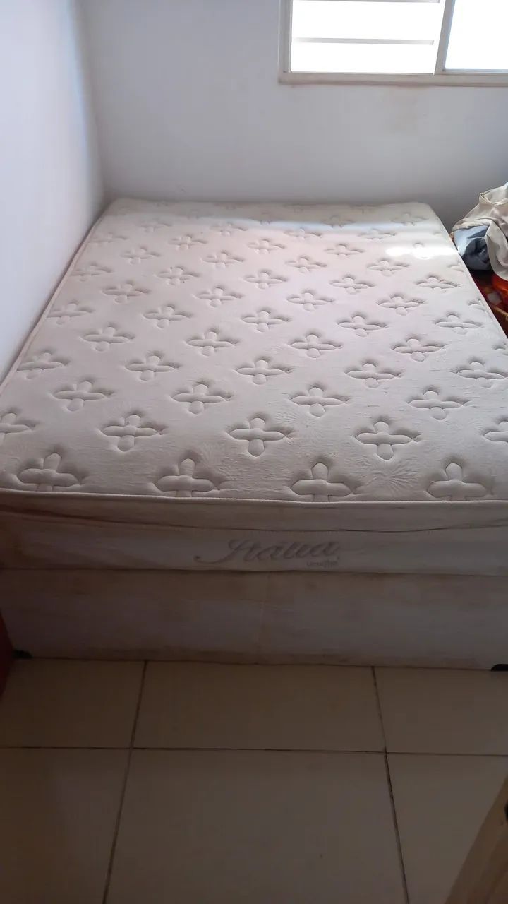 Vendo cama box 