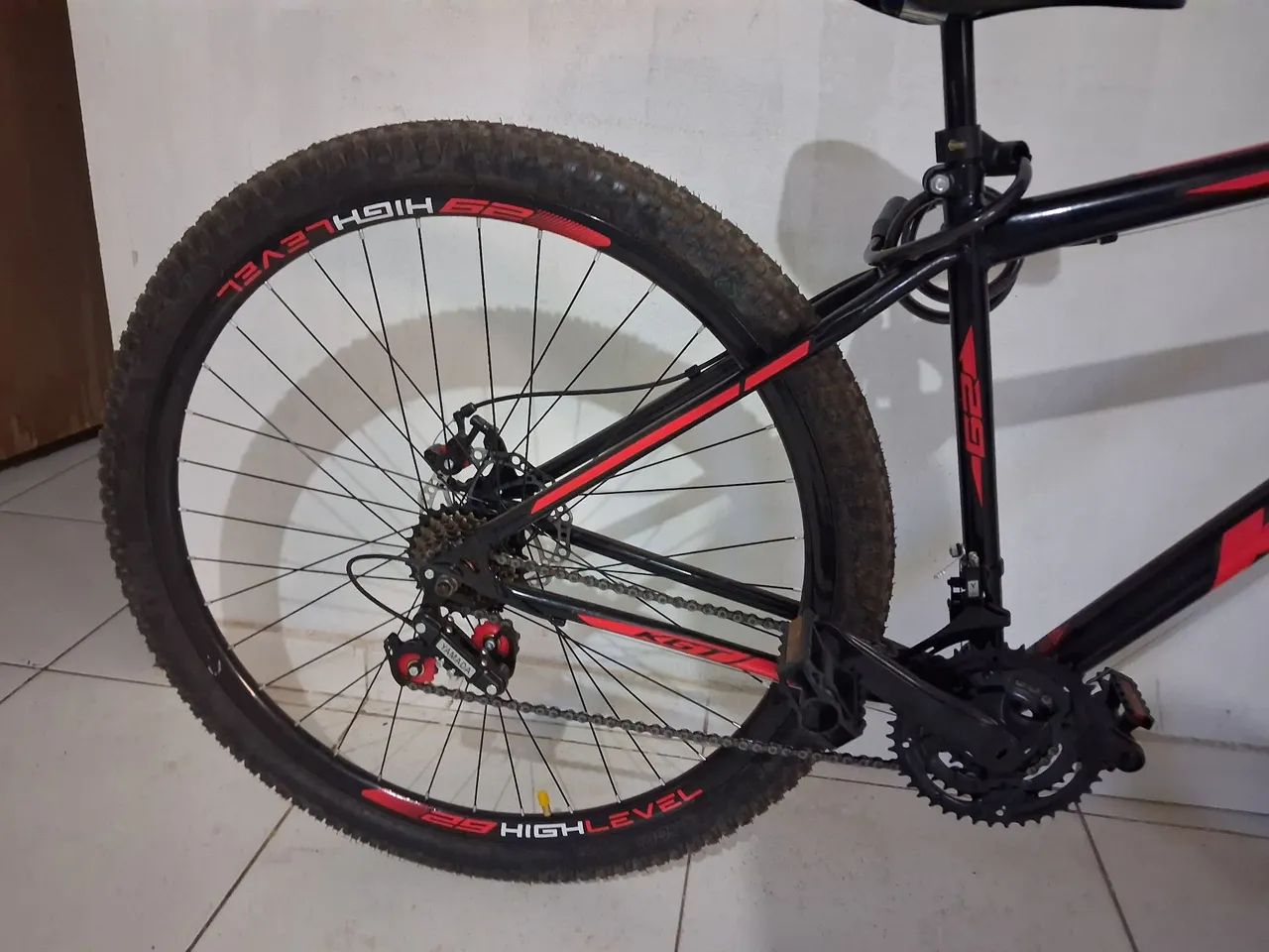 Bicicleta aro 29 nova + cadeado - Foto 2