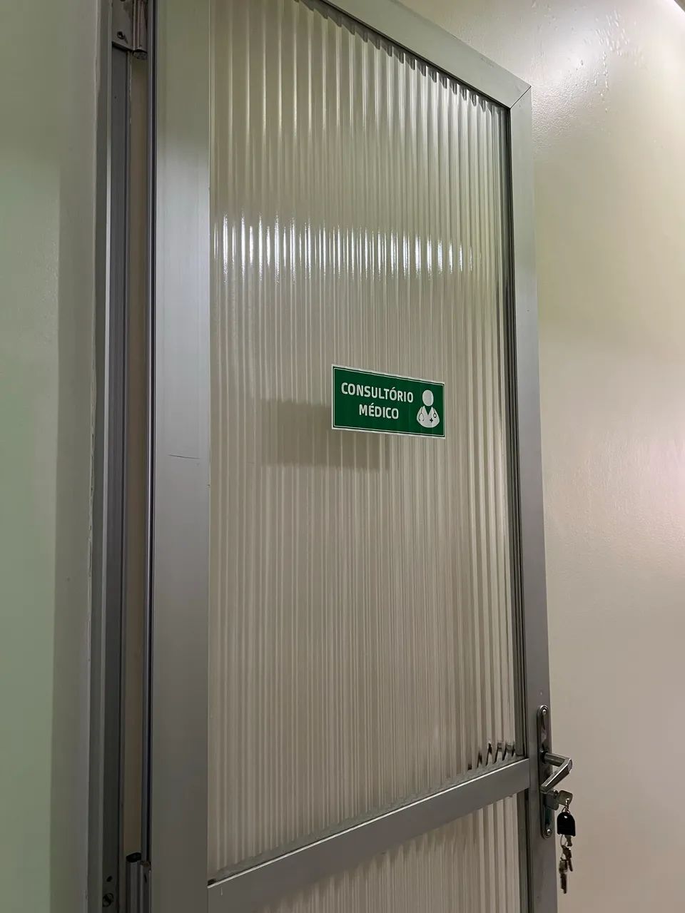 Alugo sala comercial/medica