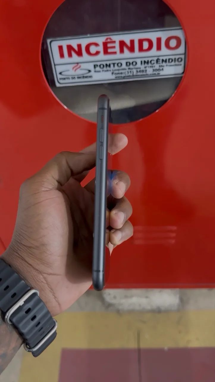  IPHONE 11 64GB  - Foto 2