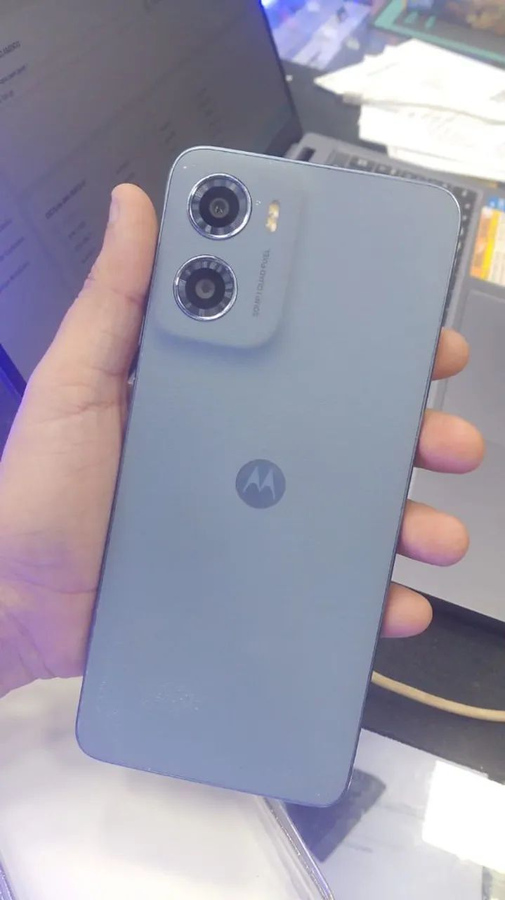 Celular moto g06