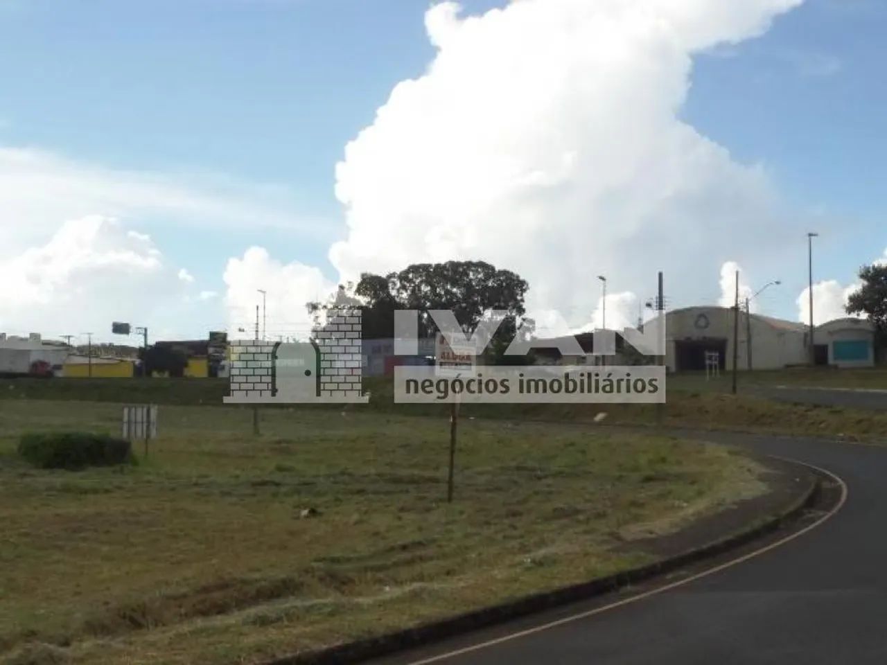 Terreno  Área em Uberlândia - Foto 2