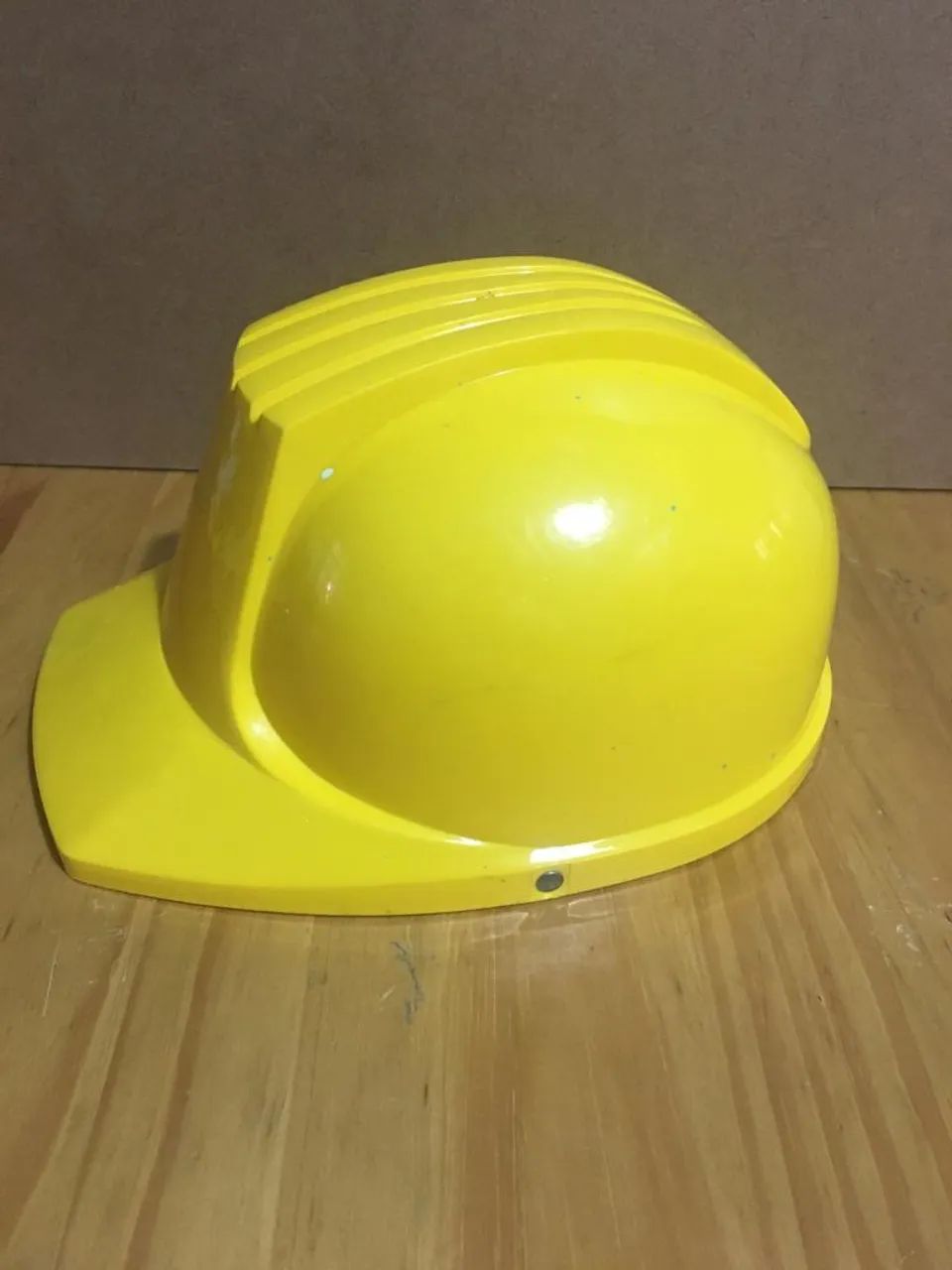 Capacete infantil de brinquedo plástico duro  - Foto 2