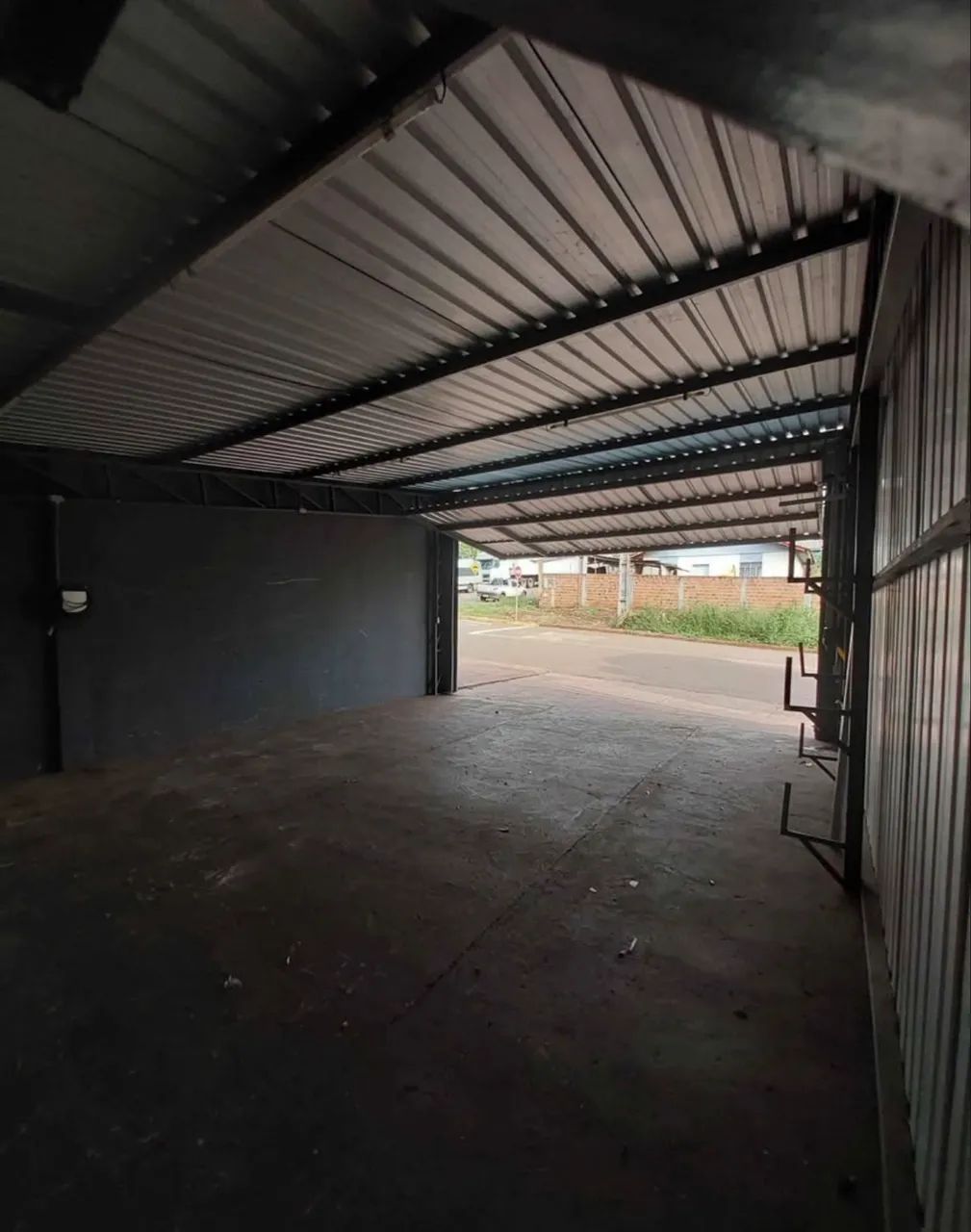 Sala Comercial de Esquina (130m²) - Jd. Bressan - Foto 4
