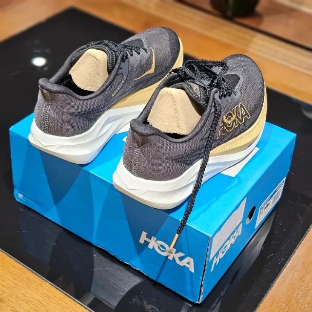 Tênis Hoka Rocket X 3 Placa Carbono 39 Original Novo C/ Nf-e Tênis