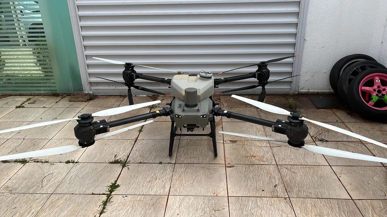 DRONE DJI AGRAS T50 
