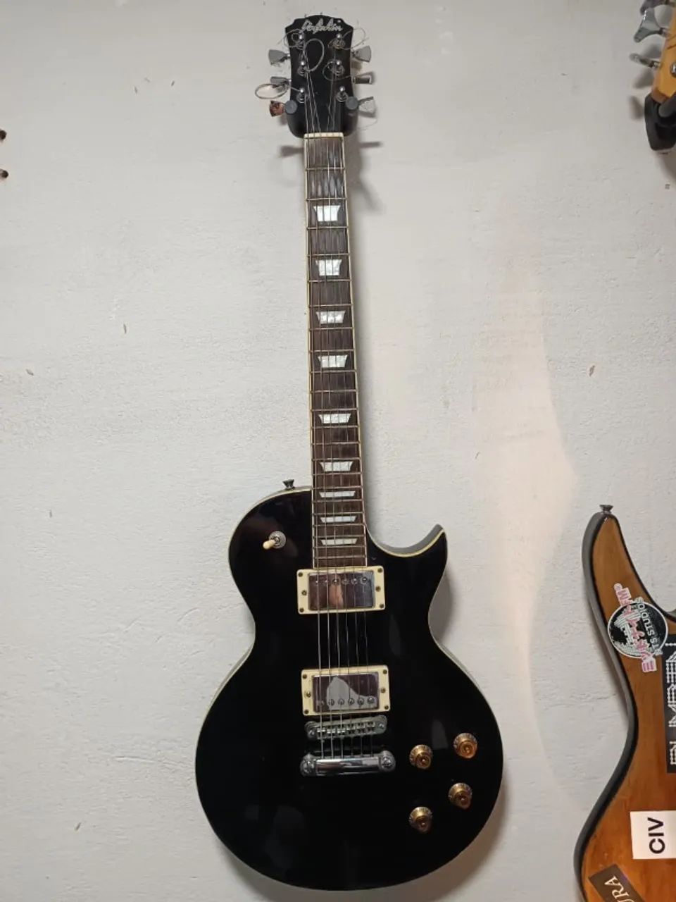 Guitarra Les Paul Dolphin Preta + Case Rígido Ótimo Estado