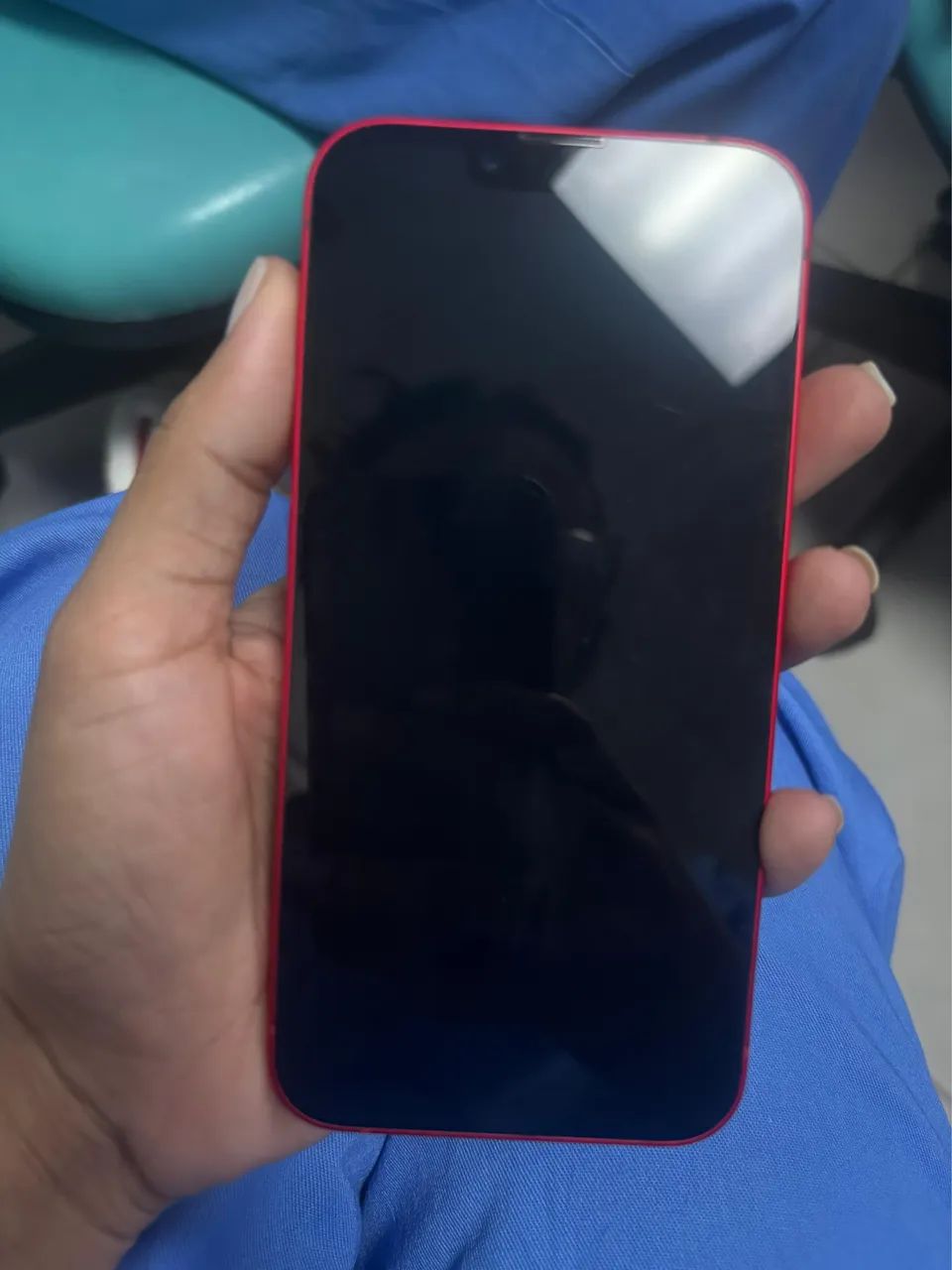 iPhone 14 , Red , 128 gigas . - Foto 3