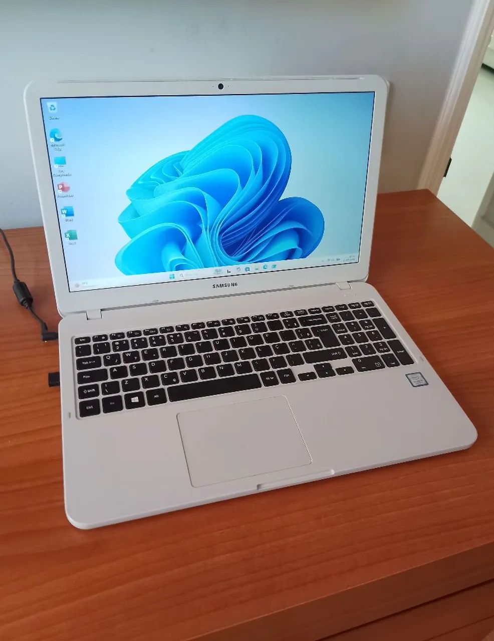 Notebook Samsung Book i5, 8GB Ram, SSD 1TB, Win11  - Foto 2