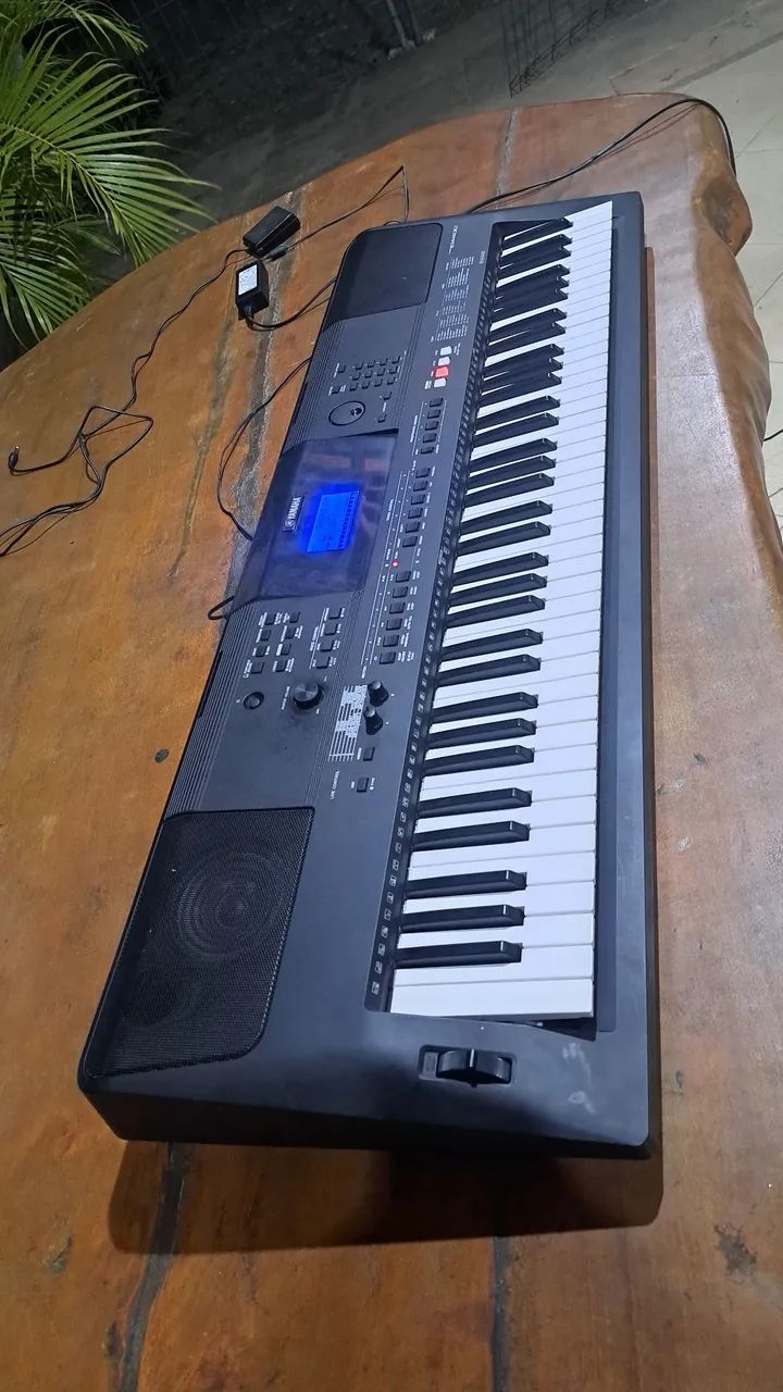 Teclado yamara...447394805429063680