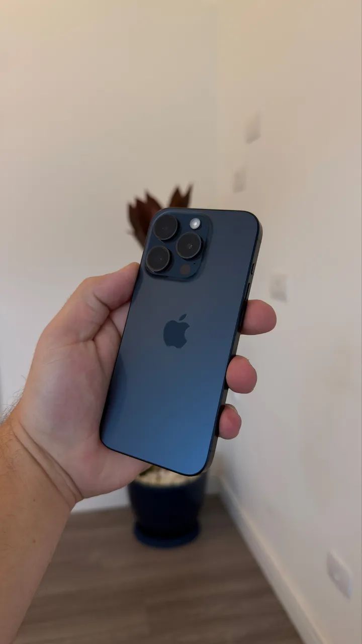 iPhone 15 pro 256gb azul  - Foto 3