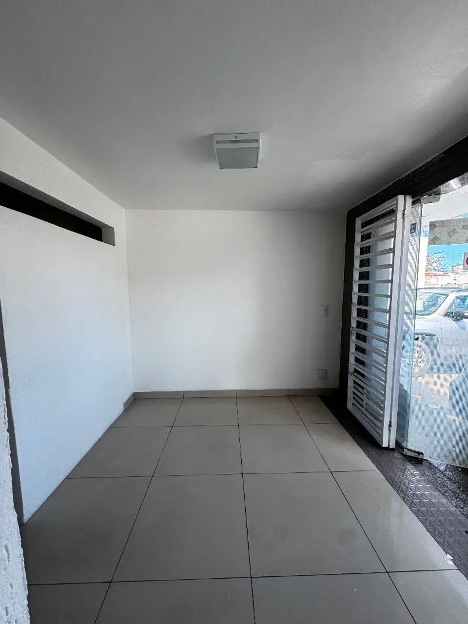 Aluga-se salas comerciais na gruta de lourdes - Foto 4